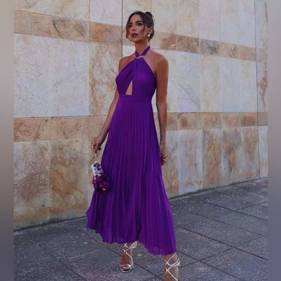Zara Dresses & Skirts - NWT ZARA HALTER PLEATED MIDI DRESS WITH CUT-OUT - PURPLE - M 3564/179